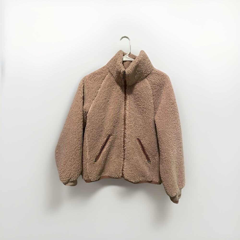 Women "Joy Lab" pink‎ fuzzy zip up jacket. Size Small